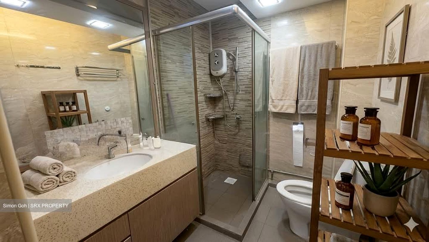 Blk 628 Hougang Avenue 8 (Hougang), HDB Executive #565677521